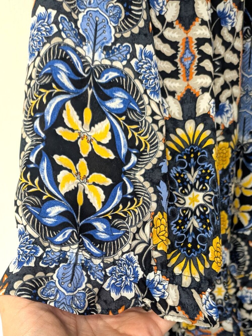 LOFT Floral Ruffle Dress (LP) - Picture 3 of 7